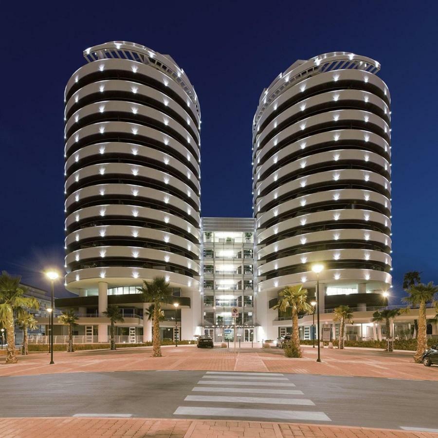 Torri Camuzzi Exclusive Luxury Apartment Pescara Exterior photo